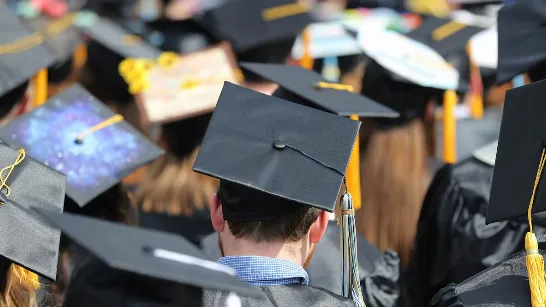 Le chômage des diplômés universitaires aux États-Unis ne s'aggrave pas malgré l'intelligence artificielle