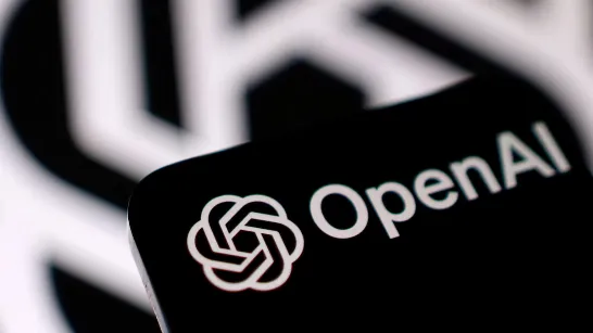 OpenAI a arrêté l'entraînement de ses modèles les plus avancés après une fuite de son environnement fermé