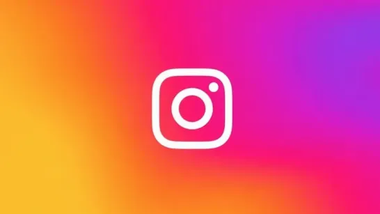 Instagram présente un éditeur vidéo avec IA qui vise à changer la façon de créer du contenu et à concurrencer CapCut