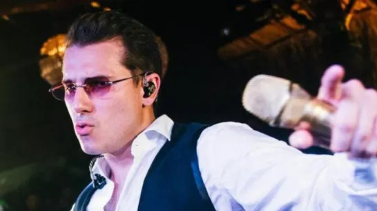 Pipe Bueno a dénoncé qu'un homme lui ressemblant exigeait de l'argent sur TikTok : « Attention, ce n'est pas moi. »