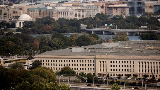 Le Pentagone accélère ses achats d'IA militaire avec des vidéos de seulement cinq minutes