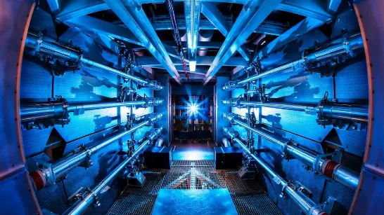 Création d'un réacteur de fusion nucléaire qui tient sur une table et utilise l'intelligence artificielle