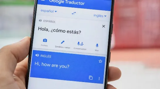 Traducteur Google ou chatbot d'IA : quand utiliser chaque option pour traduire des textes