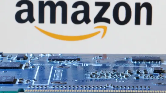 Amazon a chuté en bourse en raison de ventes inférieures aux attentes et d'une dépense en IA qui consomme ses réserves
